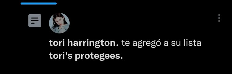 Al parecer si le agrado.