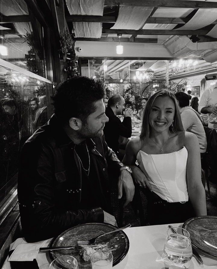 The couple who never left each other 💘💘