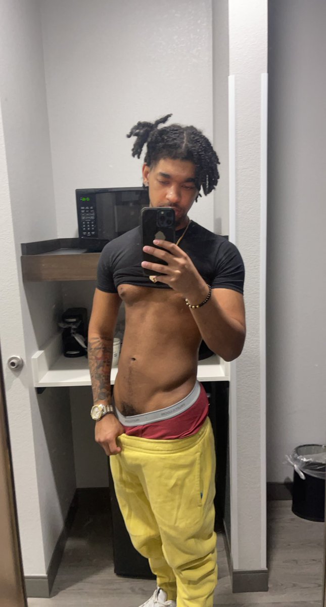 KxngAj21's tweet photo. I need someone to give me a good massage &amp; release my stress😮‍💨🥴 (Like + Retweet💙) https://t.co/GuT2qKqLdi