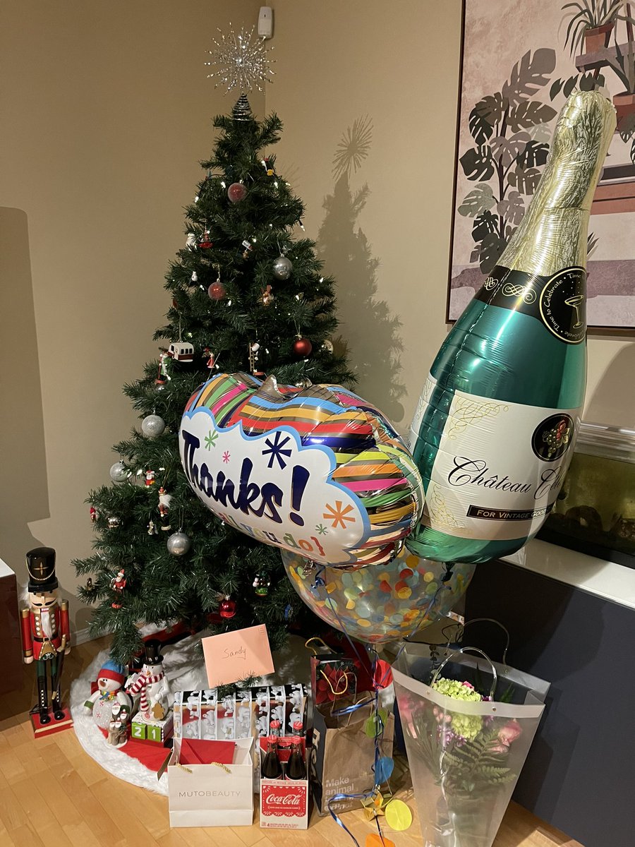 I would like to sincerely thank you for all the good times we've had over the last 4 years. I shall sorely miss you all #TD Centre St fantastic team and your friendship and support. Thanks also for the wonderful surprise &amp; goodbye gift. <a href="/kierstensirian1/">Kiersten Sirianni</a> <a href="/Nicoleuc/">Nicole Lee</a> <a href="/CurtisSands/">Curtis Sands</a>