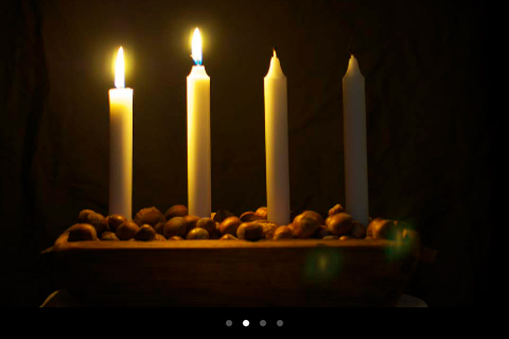 Time to lit the second candle of four as we are in Andra Advent (Second Advent Sunday) today. 
#andraadvent #2advent