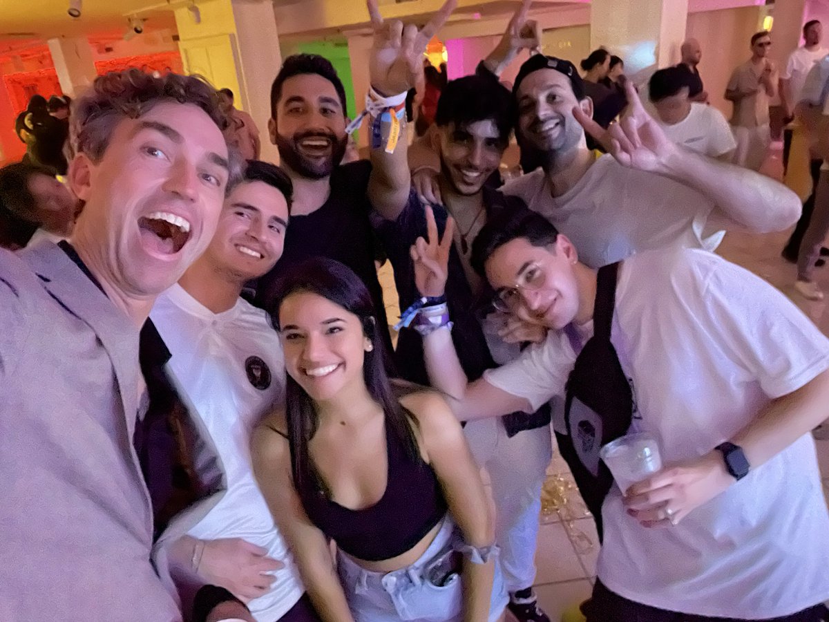 ryancarson's tweet photo. More dancing with Daily Dosers!

So much fun at the @goblintown party 🙌🏻🤩 https://t.co/1Xwgbszr7n