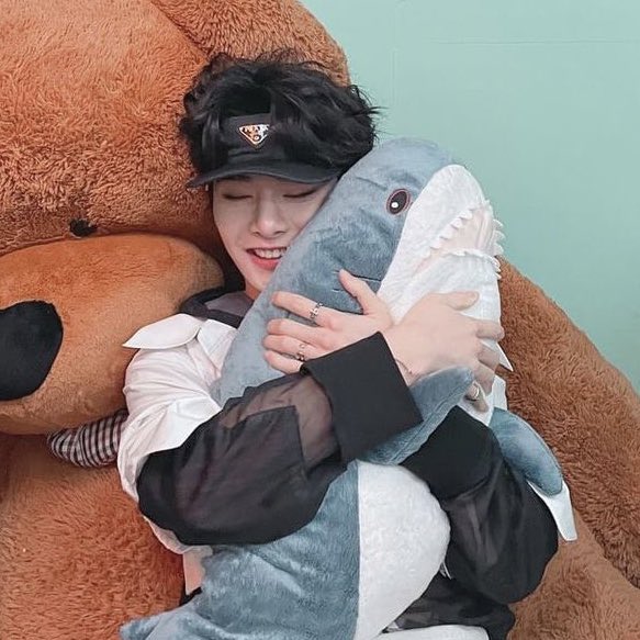 Dayang__28's tweet photo. 정인이 꼬옥 안아주기… https://t.co/vKIX5oQpDn
