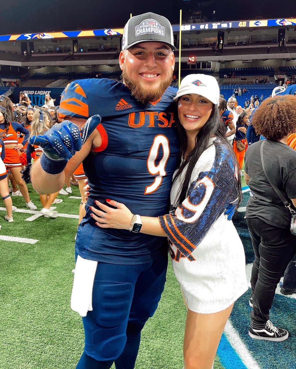 my champ and his team won back 2 back 🏆🧡💙 #conferencechamps #BirdsUp #UTSA