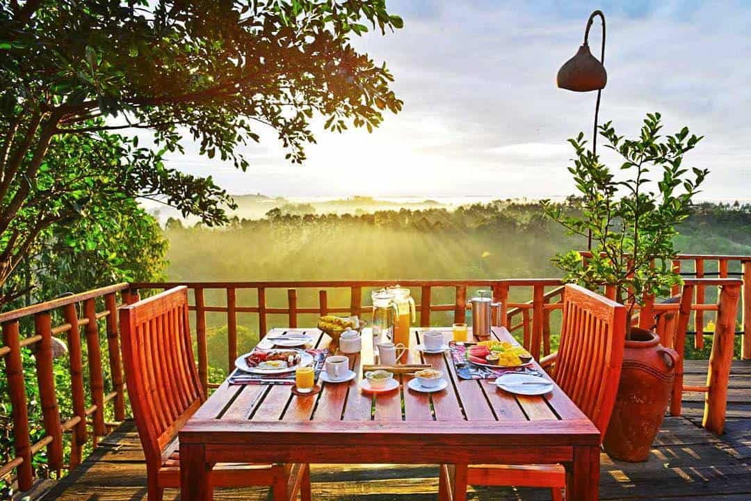 thehotelsuganda's tweet photo. Kyaninga Lodge: Set against the stunning backdrop of Lake Kyaninga .... expect relaxation from the hustles of the city and daily routines  
Book now at Kyaninga Lodge with 
THE HOTELS IN UGANDA®
https://t.co/OU7BfByUQZ https://t.co/lP5E37o4a3