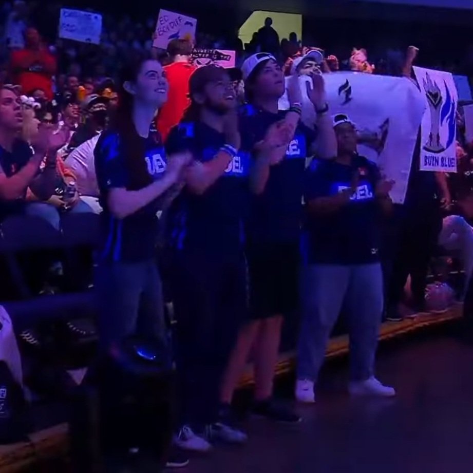 harri_g_young's tweet photo. This was already a month ago, actually unreal. Still feeling the high of watching my guys win it all 😁 was awesome being there with all of you #BurnBlue https://t.co/iGWxT535BN