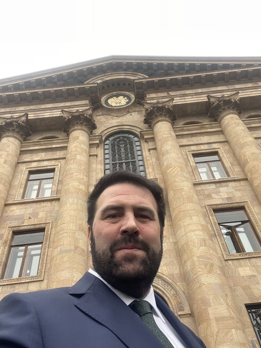 JonInarritu's tweet photo. Intensos días en Armenia. Tras una reunión inicial en el @armparliament  con una delegación de diputados/as encabezada por @T_Gasparyan, he podido visitar las zonas atacadas por Azerbaiyán en los últimos meses. 

La situación es inquietante y el mundo mira hacia otro lado. https://t.co/TQPqlpOz2t