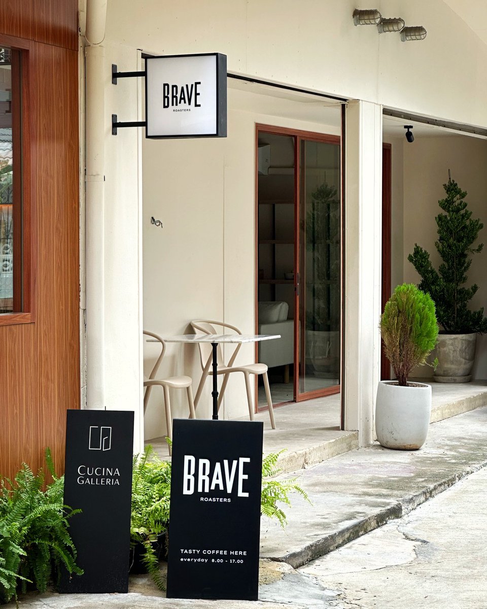 common_hoods's tweet photo. มาแนะนำร้านกาแฟ space ใหม่แต่ชื่อเดิมที่คุ้นเคย - Brave, Sathon สาขาใหม่ล่าสุดใจกลางย่านสาธร /ลง BTS เซนต์หลุยและเดินอีกนิดก็พร้อมเติมคาเฟอีนเข้าร่างกายกันได้เลย!

#คาเฟ่กรุงเทพ #รีวิวคาเฟ่ #cafehopping #cafehoppingbkk https://t.co/tjSFVRKhHk
