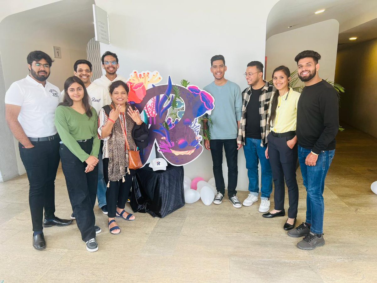 titaniumals's tweet photo. Great catching up with @Reef_Chain team at d last day of #reefhackathon
@cheetoda0x @gaurav1s2h3a @SamanJain95 @ginni_jain16 @SarikaPurohit5 @IamVijendra @insomniacnerd_
Met @0xanukul @0xyashtiwari n @crypto_suresh 4rm @routerprotocol @BhavinGala2412 @_SumitShinde #ReefChain https://t.co/SF7rg8YxwH