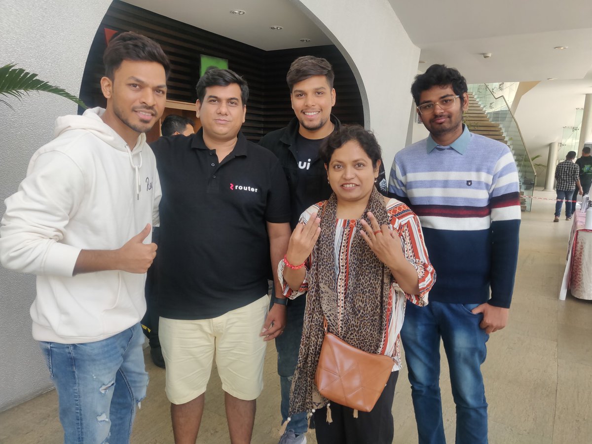 titaniumals's tweet photo. Great catching up with @Reef_Chain team at d last day of #reefhackathon
@cheetoda0x @gaurav1s2h3a @SamanJain95 @ginni_jain16 @SarikaPurohit5 @IamVijendra @insomniacnerd_
Met @0xanukul @0xyashtiwari n @crypto_suresh 4rm @routerprotocol @BhavinGala2412 @_SumitShinde #ReefChain https://t.co/SF7rg8YxwH