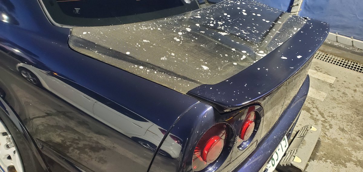 洗車したら秒で凍った 