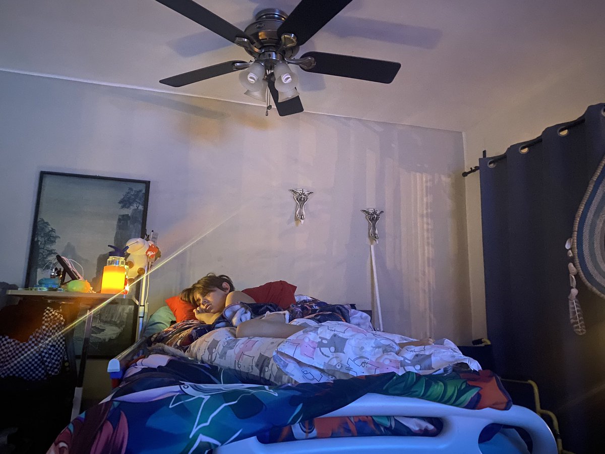 CaboMace's tweet photo. Gracias Heshik! One of my favorite humans, for insisting to add my son, Mason, to tonights Ayahuasca altar. Feeling your energy tonight as always. #Hunabku #Ayahuasca #GullianBarréSyndrome #somosjaguars #GoFundMe
https://t.co/FRtmcYzC7L https://t.co/tZubSMcyid