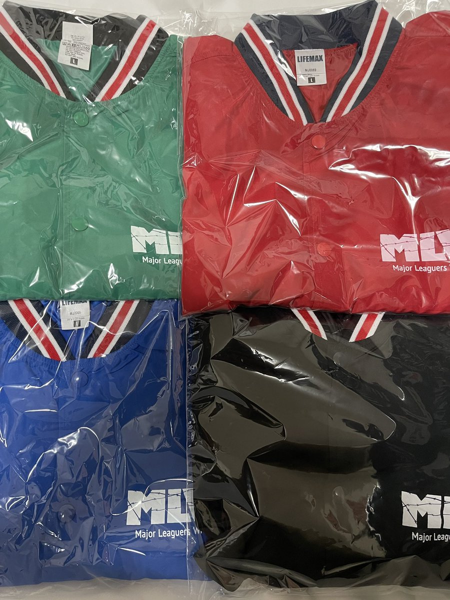 棺桶爆破まで、あと1週間となりました🔥ご来場お待ちしてます。次回のFMWEさんから限定数発売致します。カレンダーは12枚の写真です。お問い合わせもお待ちしてます。
#スタジャン 
#MLW
#シャドウWX
#ミスター・ポーゴ