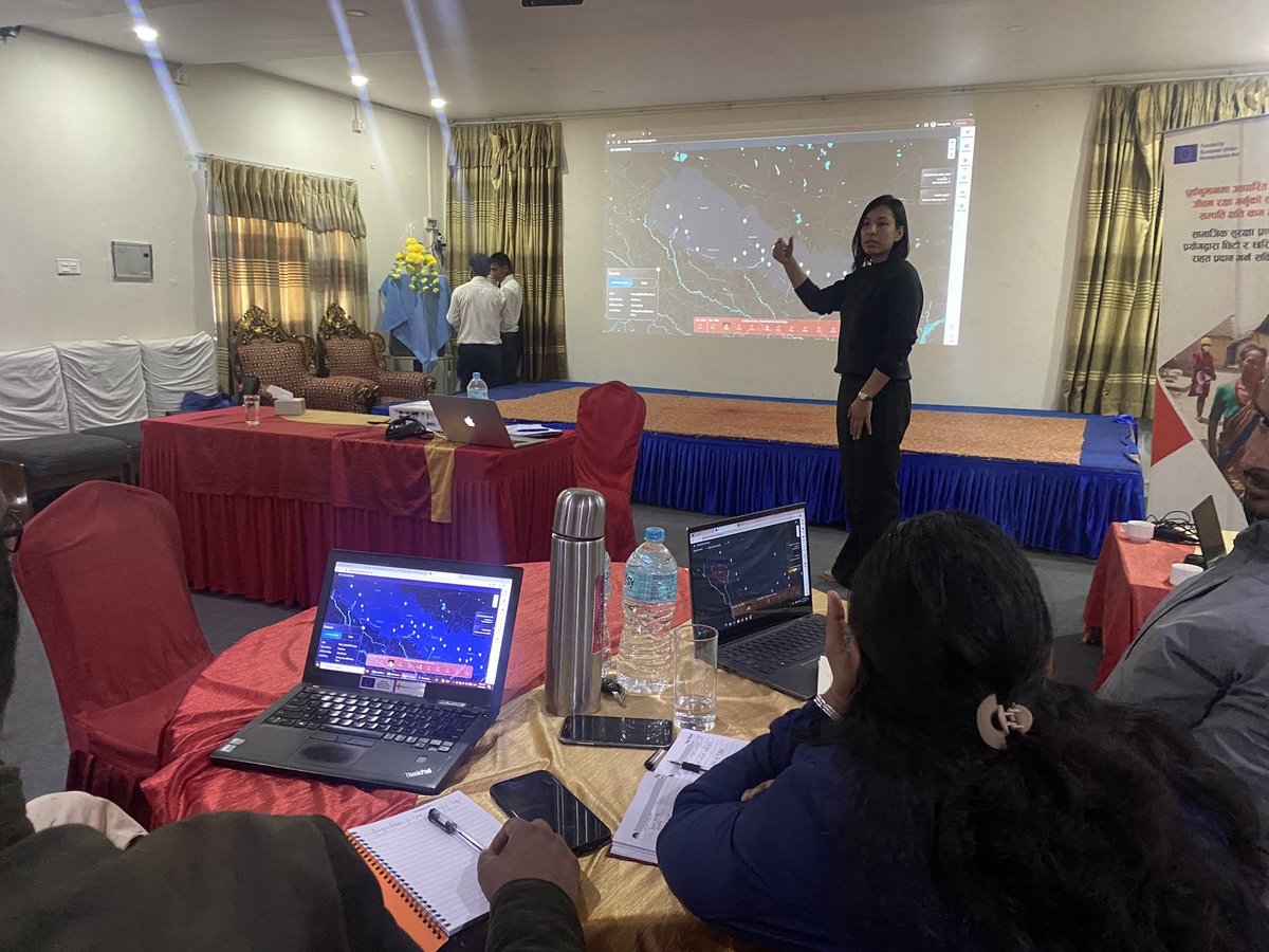 YILabNepal's tweet photo. Impact based forecasting (IBF) Orientation in Tikapur, Kailali
Ms. @Reena_Baz and Ms. @ShresthaSabeeta providing orientation on IBF to the municipal officials on the importance of IBF, exposure and vulnerability data in predicting the impacts of the forecasted flood. https://t.co/tt1MVAodKH