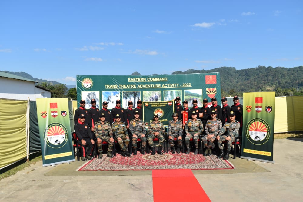 Spearcorps's tweet photo. #IndianArmy - Where Adventure is a way of life
After successfully summiting Mt Kuru in #ArunachalPradesh, Mountaineering Team of #SpearheadDivision @SpearCorps flagged-in on 03 Dec 22
#ECTTAA
@EasternComd
@adgpi
@MyGovArunachal https://t.co/V6Qwvkp0Tw