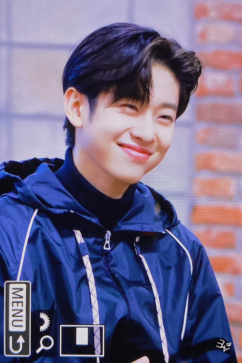 eternalvisual's tweet photo. 221204 팬사인회 

#에이비식스          #AB6IX                    
#KIMDONGHYUN          #김동현 https://t.co/SWxFH3zZVo