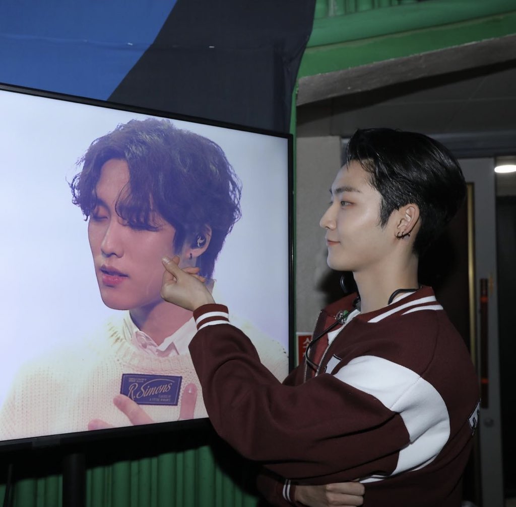 lqmoonbae's tweet photo. https://t.co/i03HM2IMTq