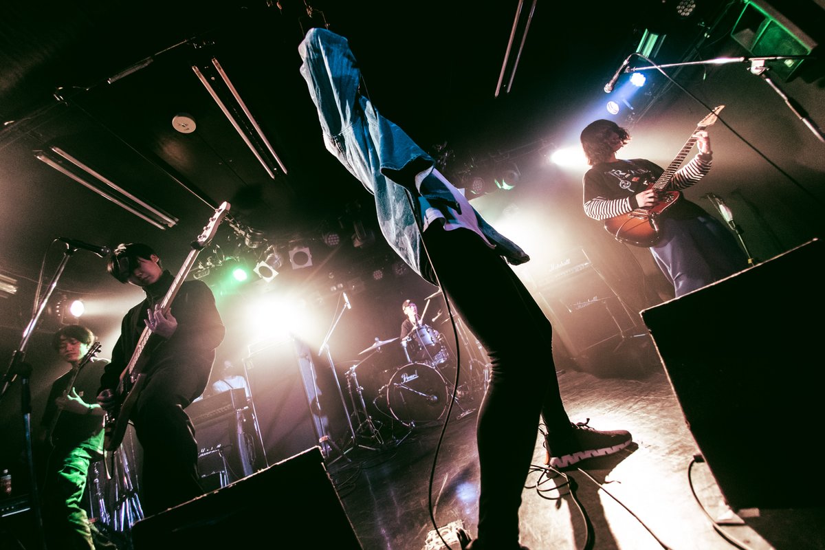 YouExist_jp's tweet image. SheeSawHarm pre.『黎明ノスタルヂア』
12/2 (Fri) @アメリカ村DROP

Shooting by @piikann38_photo 

【後日ライブ映像の公開有り】
今後の動向もチェックよろしくどうぞ

#YouExist #YE