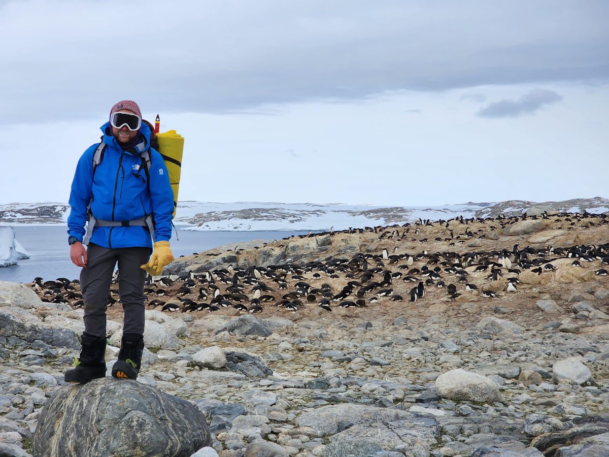 First week of the Casey 22-23 season done for the Remediation Science Team. Soil sampling on Shirley Island and steam drilling through some ice for passive vapour sampling. It is such a privilege to work and live here with so many amazing people. #ecosystemrestoration