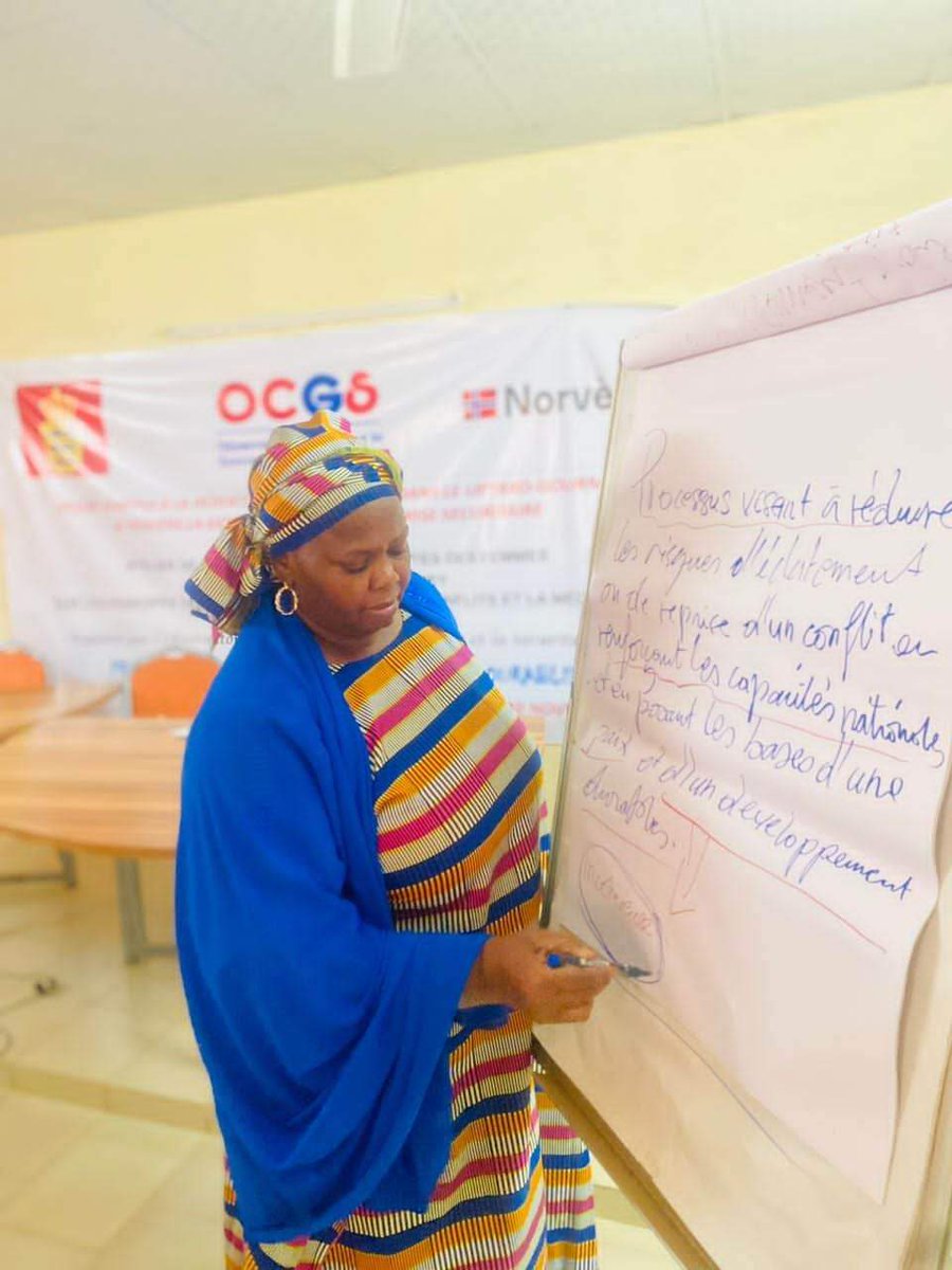 29 et 30 Novembre #Renforcement des capacités des femmes de Tahoua, Tillaberi et Niamey sur les #principes de la #gestion #alternative des #conflits et la #médiation
Une activité organisée par @ObsertoireCitoyen_pour la #Gouvernance et la #Sécurité