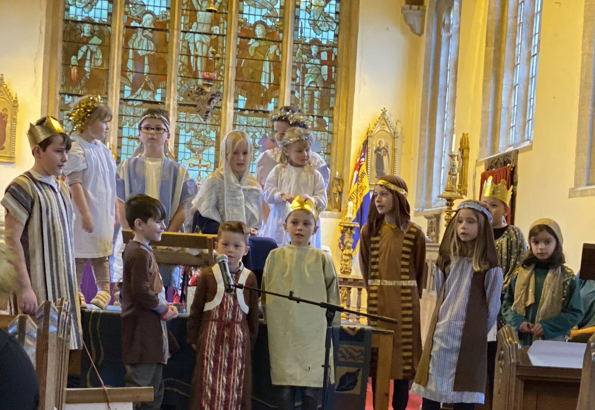 W•S•M 🎄 E•X•P•L•O•R•E•R•S 
What a lovely service today at Wisbech St Mary Chruch, complete with Chrtingles and an amazing performance by the children from our WSM Explorers Club!