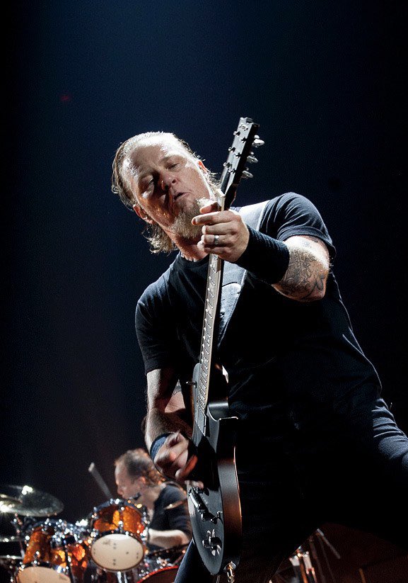 TheMetalliHat's tweet photo. Metallica performing on 12/4/08 in Calgary, Alberta, Canada. Photos by Jeff Yeager. #Metallica https://t.co/7W0iNFY3Ex