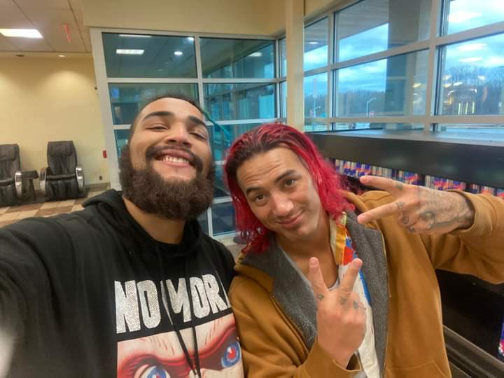 prowreskiddv's tweet photo. Neighborhood guys doing Neighborhood things.

#TheNeighborhood #Prowrestling https://t.co/0Vh2tlEdtj