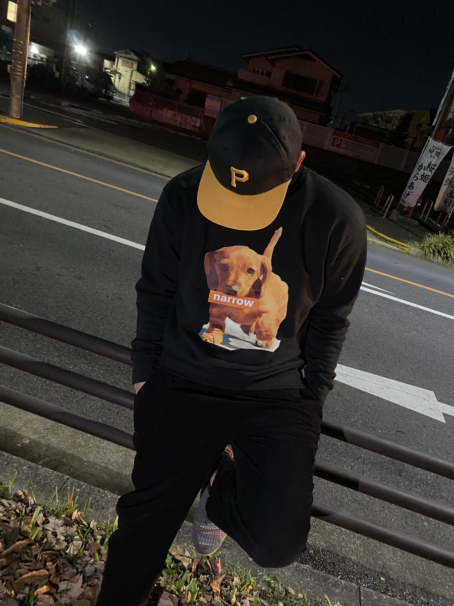 narrow1official's tweet photo. 🎁12月8日〆切プレゼント企画🎁

12/5〜12/12までの限定販売品
【Dogs Style トレーナー　ブラック】

🎁1名様にプレゼント🎁

ユニセックスアイテムです✨

◼応募方法
フォロー(@narrow1official ) &amp; RT
◼締切〆  11月8日PM11:59

販売は1週間限定となります！

是非ご参加ください☺️ https://t.co/yVtlns5X1b