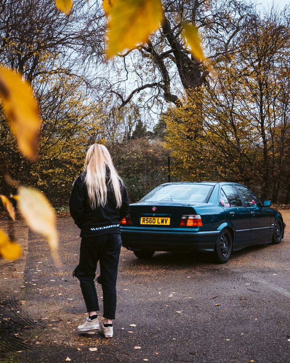 p0ssiblylana's tweet photo. me &amp; my old lady finally got out for some photos🖤 https://t.co/5KrIyldELb
