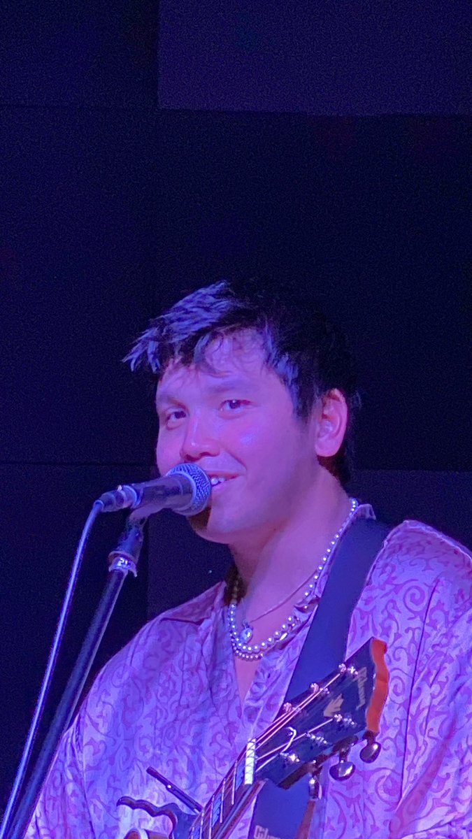 purpleblue_xx's tweet photo. “IKAW BOBO”- CK HAHAHAHAHAH #clintonkane #clintonkaneph #ClintonKaneinManila https://t.co/eBk0FQoq5S