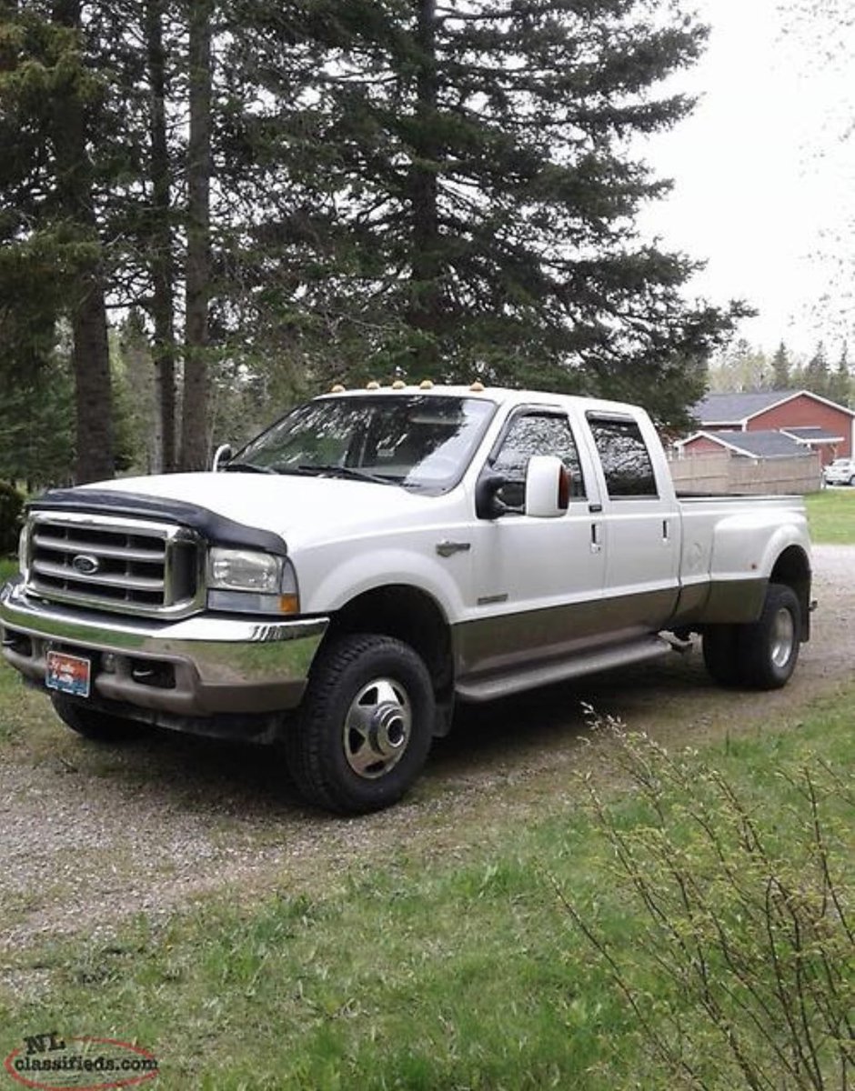 GallantMadonna's tweet image. Alert Stolen Truck!!! Just stolen right out of our driveway.  Sean was warming it up and had to run back inside The house for something and he heard the truck go!!! Please call it in to the police if you see it now anywhere in the Goulds, Mount Pearl or stjohns,  Paradise areas!!