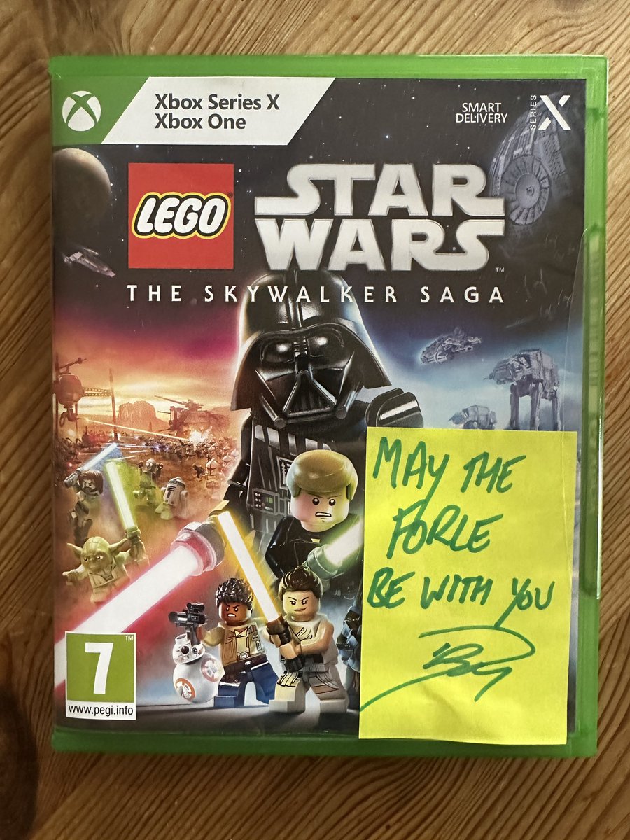 davidmenkin's tweet photo. 🚨GIVEAWAY🚨
I have a brand new, signed copy of LEGO STAR WARS: THE SKYWALKER SAGA (for @Xbox X/One consoles) to give away!

To be in with a chance to win: reply with why you need/want/deserve/demand it, by 11.59PM (PST) December 6th, 2022. https://t.co/01yuEGIx5H