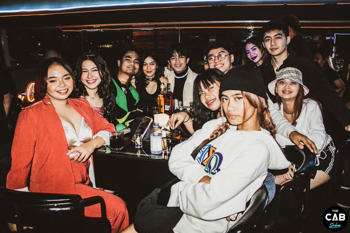 LouiseDaniela_'s tweet photo. T’was about last night w/ fnc fam 🤍 https://t.co/OBsQ9lUMV9