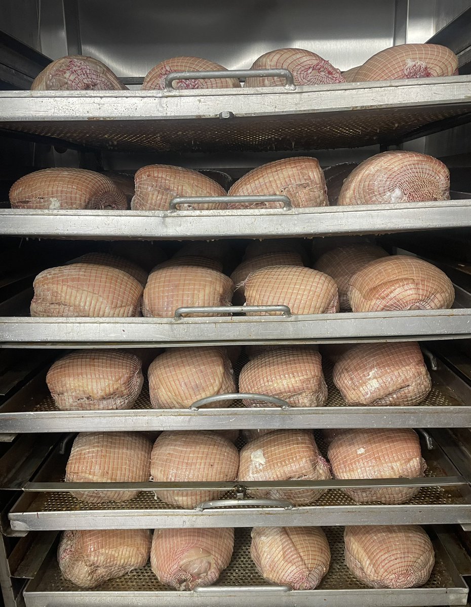 chickfoods's tweet photo. Silly season kicking off slooooow overnight cook of beautiful #Irish #Hams. #thisishowwedoit #producedincork #servingacity https://t.co/enkSETgXAj