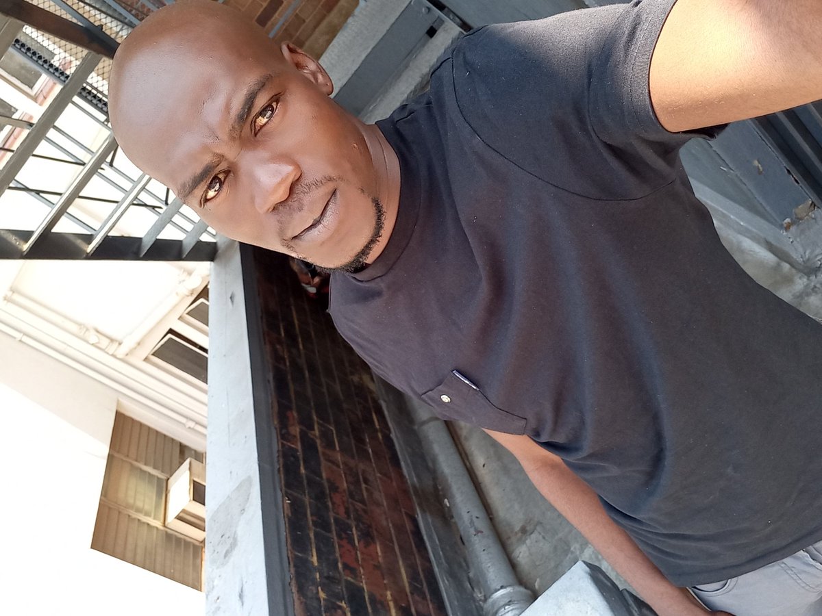 GomolemoMashaba's tweet photo. Blessed Sunday 🙌 

#uMjoloWithAzola https://t.co/AqjL3ya19f