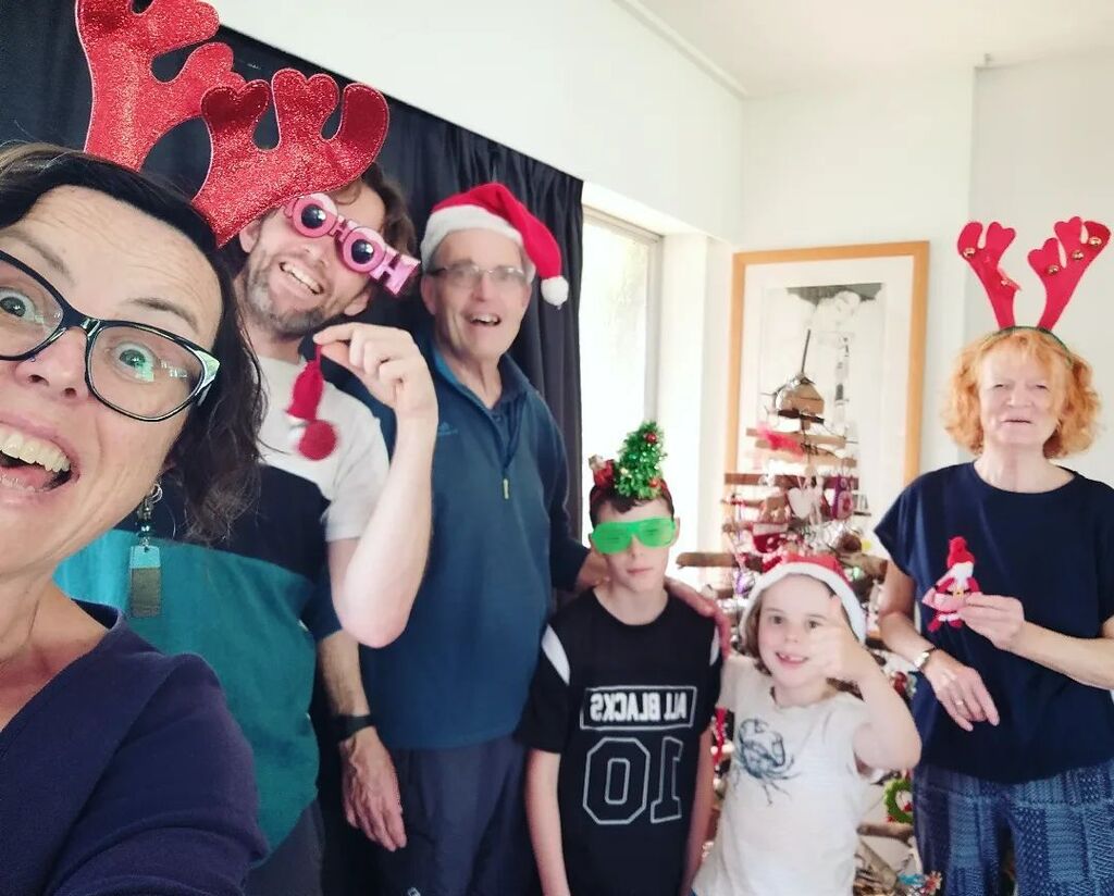 Christmas family fun! The tree is up and Egbert the Elf has arrived to spread Christmas joy. Our town has had its as annual Christmas parade , Santa's Grotto and the  Christmas in the Park concert and the most spectacular fireworks. Feeling very festive … instagr.am/p/ClvXpwBynzZ/