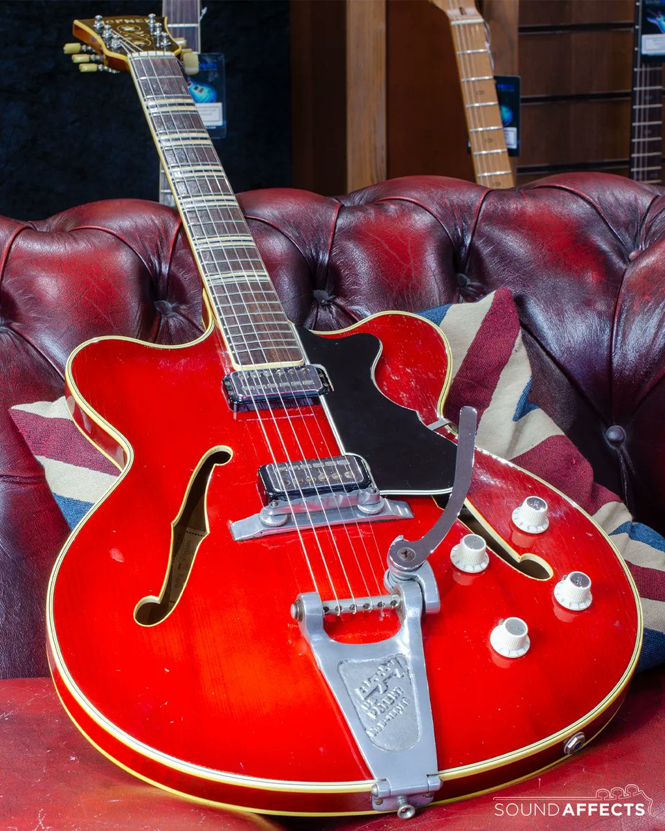 SoundAffectsUK's tweet photo. Hofner 1964 Verythin Bigsby in Cherry Red
Pre-owned & available now at Sound Affects
https://t.co/UTfCYSRkw4
#hofner #verythin #1964 #hofnerverythin #guitars #electricguitar https://t.co/fERvkmH963