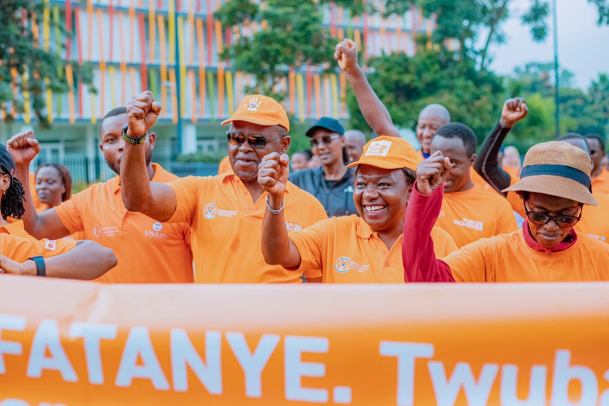 AfriYAN_Rwanda's tweet photo. On the final day of the Caravan in schools and for the #16DaysOfActivism against #GBV celebration of 2022, @HDIRwanda @AfriYAN_Rwanda and @rwamrec joined @RwandaGender and the @CityofKigali in aย walkย to raise awareness to combat #GBV.
@BayisengeJn
@UNFPARwanda https://t.co/jXTMES3ywS