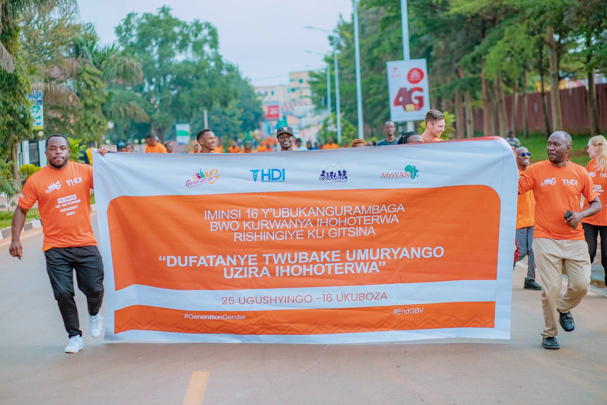 AfriYAN_Rwanda's tweet photo. On the final day of the Caravan in schools and for the #16DaysOfActivism against #GBV celebration of 2022, @HDIRwanda @AfriYAN_Rwanda and @rwamrec joined @RwandaGender and the @CityofKigali in aย walkย to raise awareness to combat #GBV.
@BayisengeJn
@UNFPARwanda https://t.co/jXTMES3ywS