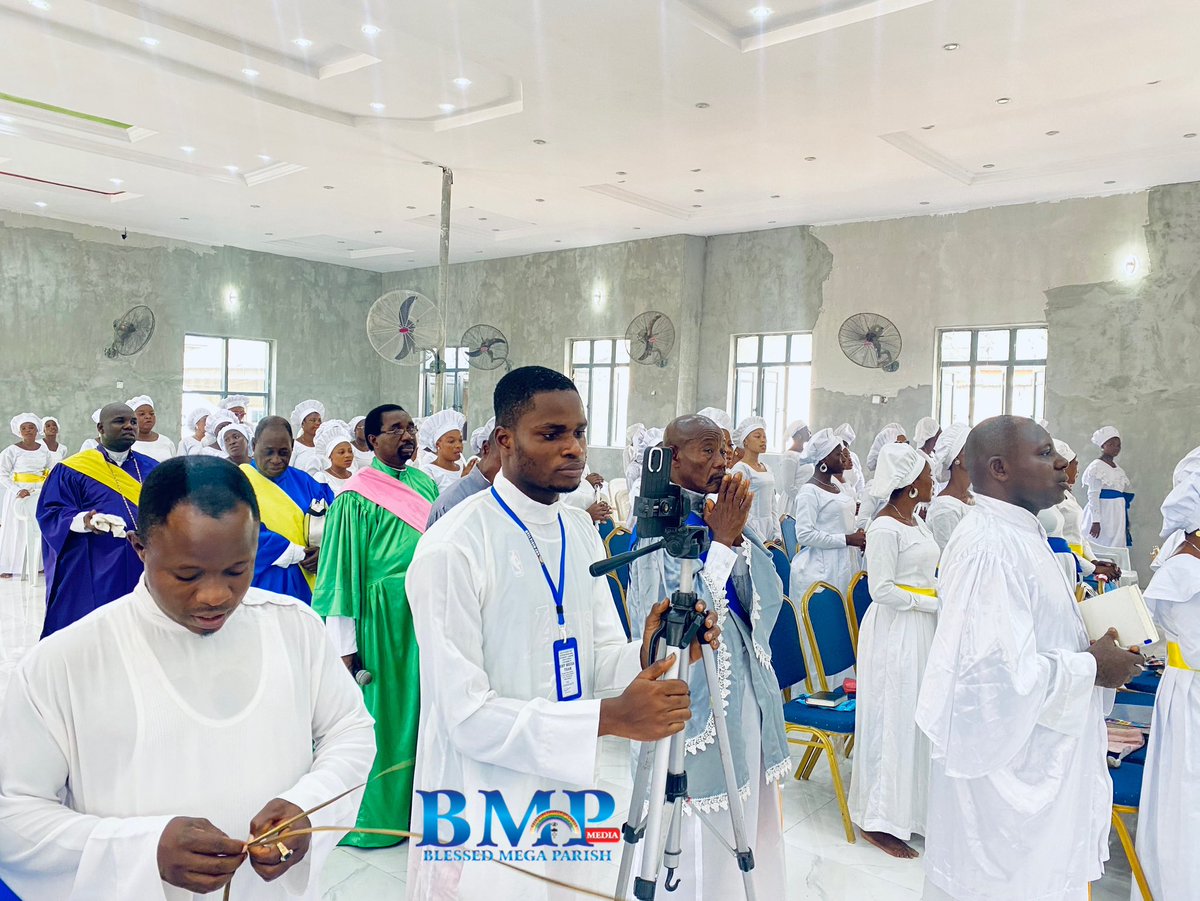 cccbmp's tweet image. May this First Sunday bring bliss to your soul. May you enjoy the fellowship of your family and friends. May your soul be nourished and your spirit refreshed. Have a beautiful Sunday 🌈

#alabukunfun