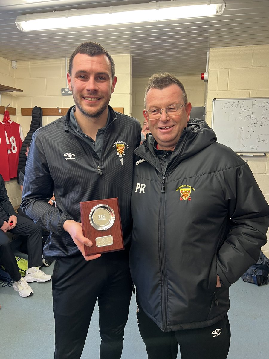 WadebridgeTown's tweet photo. Massive congratulations to goalkeeper @RobRosevear who made his 150th appearance as a Bridger yesterday #1stTeam #utbb #wadebridge #safehands 

@swsportsnews @KJMsport57 @sportscornwall @Cornishfootball @evoleze https://t.co/HspiWampaq