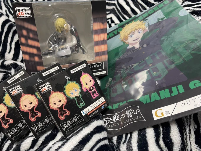 地元のコンビニでやってたの初めてしったwwww5回だけ引いたけど、当たりだね!フィギュアゲット 