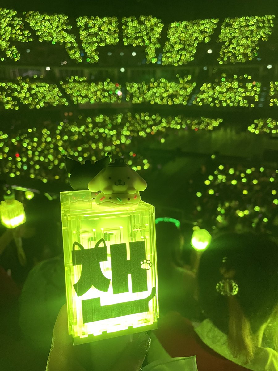 03/12/2022 💚🤍 NCT127 &amp; NCTZEN
