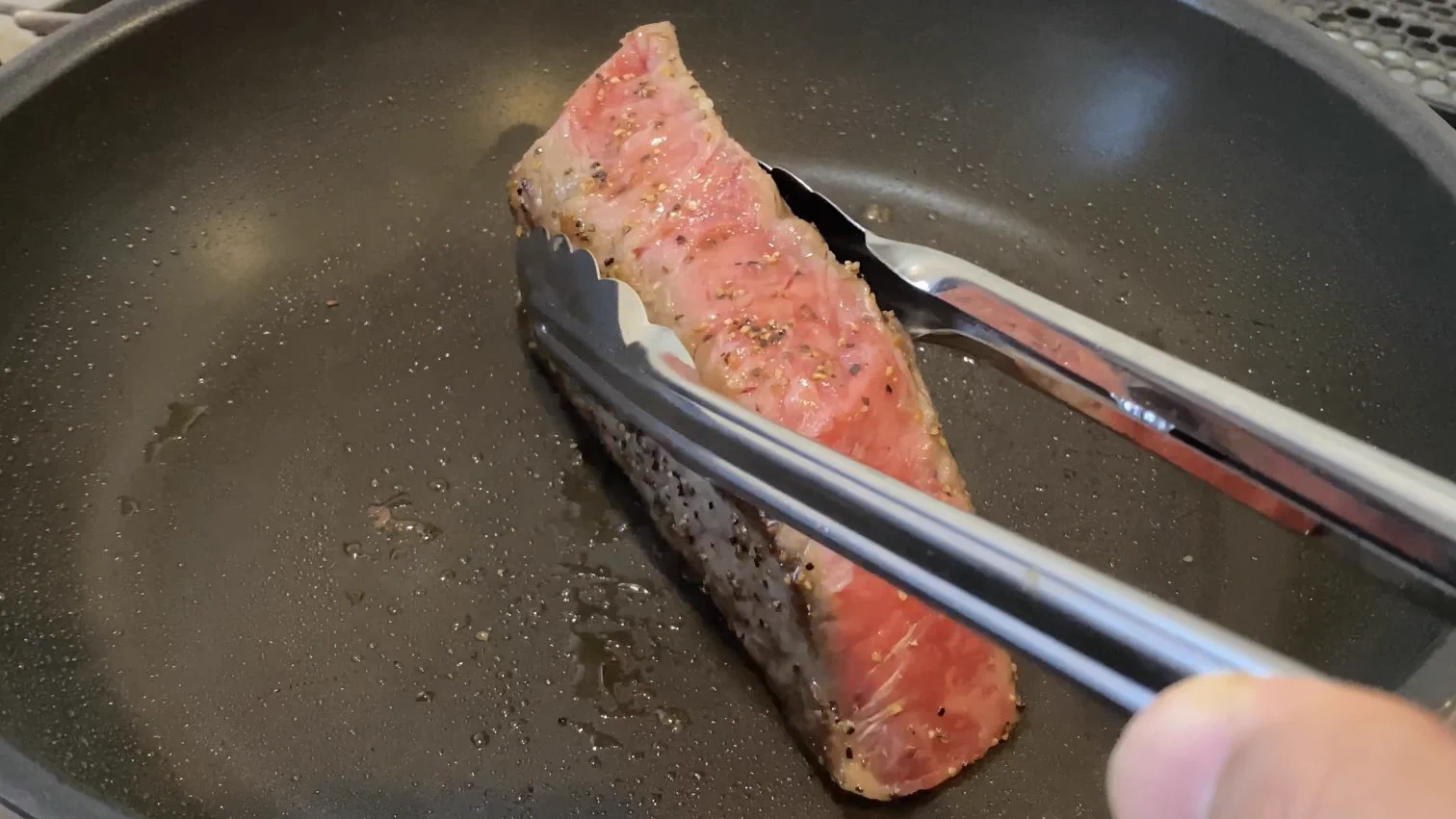 絶品ローストビーフを作りたいならコレ！『ローストビーフの６ヶ条』