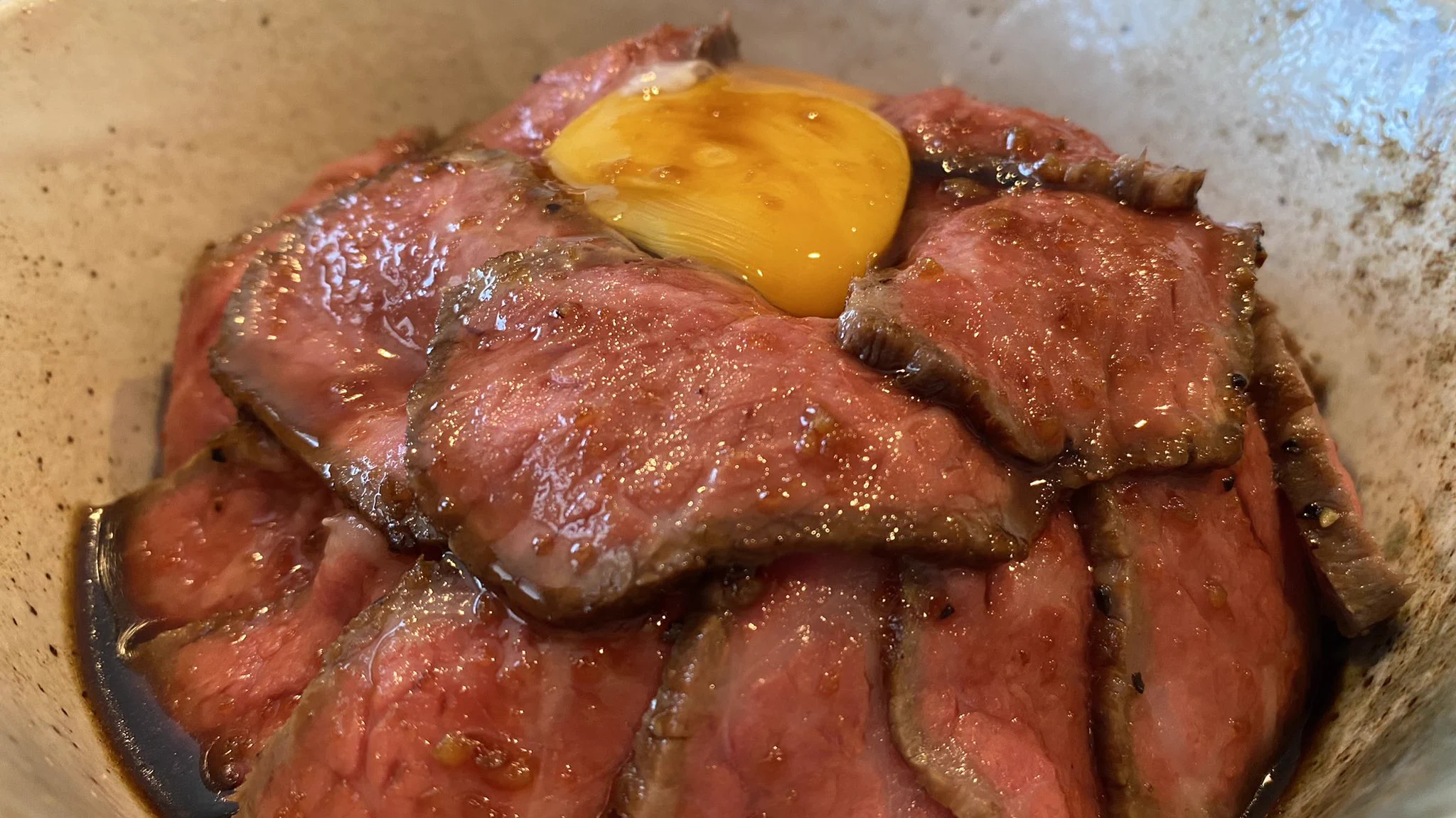 絶品ローストビーフを作りたいならコレ！『ローストビーフの６ヶ条』