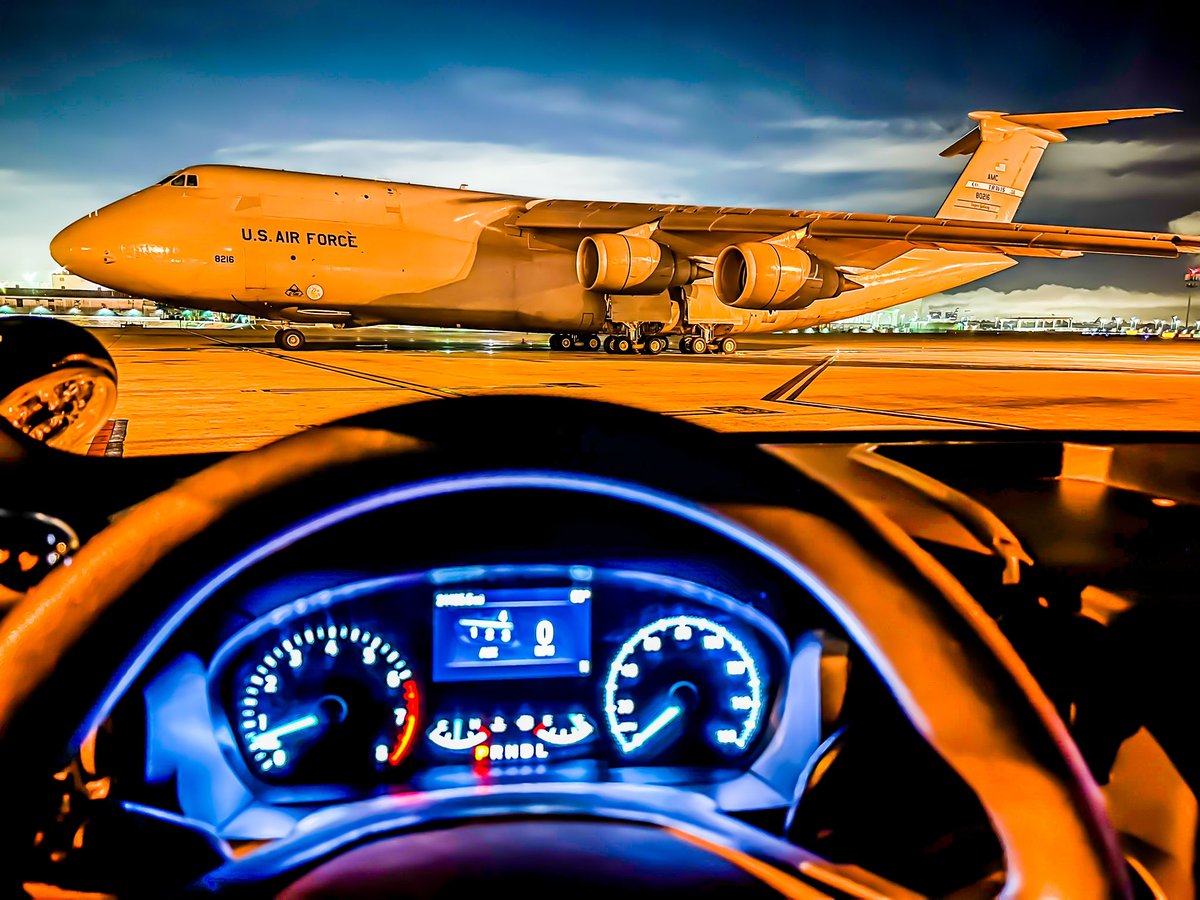 Work views - #airside #airfieldops #c5 #c5supergalaxy #laxairport @TravisAFB_CA @flyLAXairport #travisafb