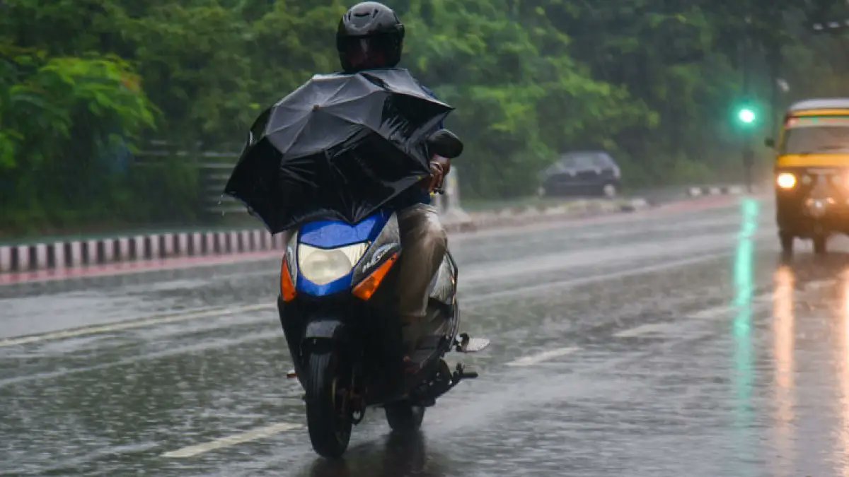 MyRayagada's tweet photo. The India Meteorological Department (IMD) on Sunday predicted heavy rainfall activities in several states under the influence of a fresh low pressure system.
As per IMD, the l... 

#Odisha #Weather 

ℹ️  Read more at https://t.co/KpD8TTrek2 https://t.co/0ZEmvGmjLe