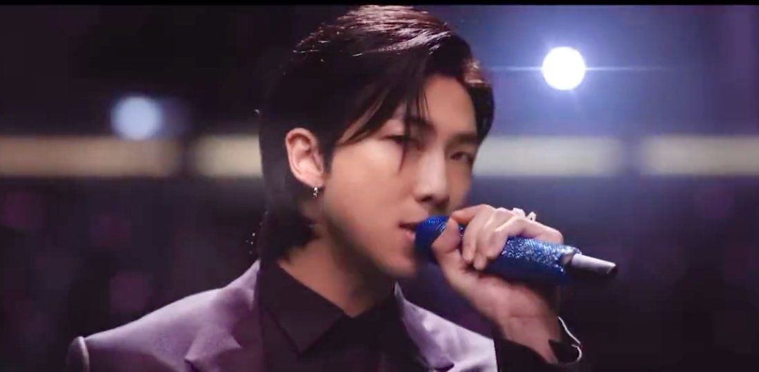 Luckycreizy's tweet photo. Listening #WildFlowe
 [#들꽃놀이] by #RM from BTS
with Jo YooJin solo album #Indigo
#HotTrendingSongs https://t.co/RzfVorujxM
