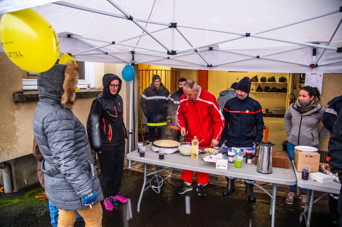 marcbphoto's tweet photo. #Telethon2022 Malgré la neige à #Massiac, randonnée, tir à la carabine laser, course à pied... et, toujours présents, les pompiers pour la collecte 👍
 @montagnestflour @lamontagne_15
 @SoCantalMag @cantalauvergne @actucantalfr  
@LunionduCantal @DepecheLa @LaRuche43 https://t.co/woLmIR7QIJ