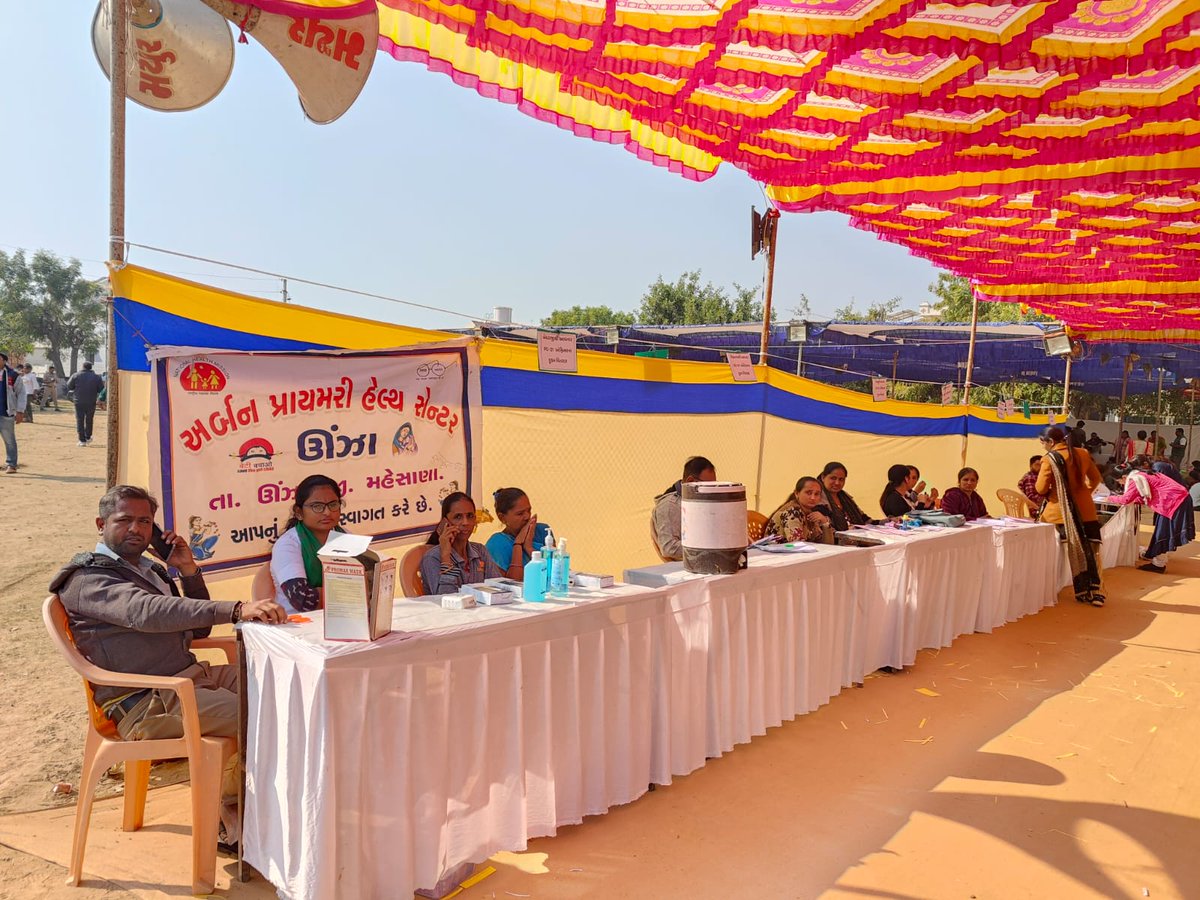 CMehsana's tweet photo. જિલ્લા વહીવટી તંત્ર દ્વારા મતદાન અંગેની તૈયારીઓને આખરી ઓપ આપવામાં આવ્યો.તમે પણ મતદાન કરવા માટેની તૈયારીઓને આપ્યો આખરી ઓપ? @CollectorMeh @CEOGujarat @ECISVEEP @SpokespersonECI 
#avsar 
#GujaratElection2022 https://t.co/jYbw2TC1Yp